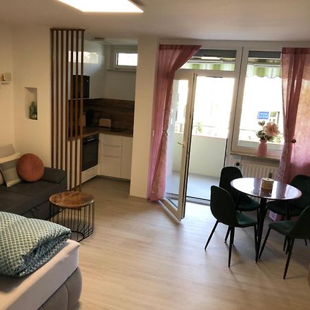 Lilis Apartment Mit Balkon Аугсбург Екстериор снимка
